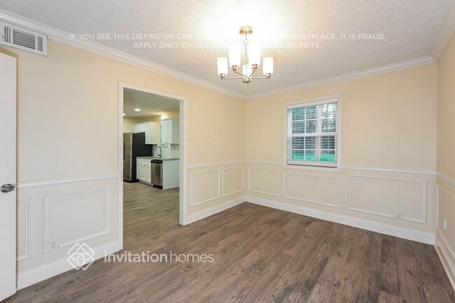 Photo - 612 Brighton Dr NW