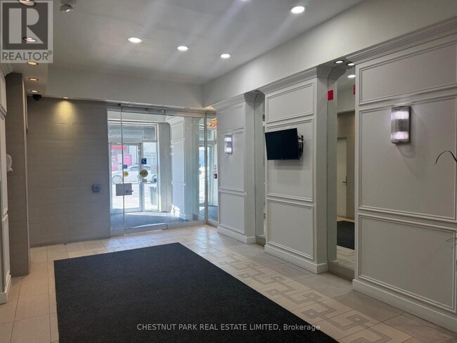 Photo - 3443 Bathurst St Unit 201