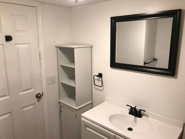 Photo - 302 Shadylawn Ave