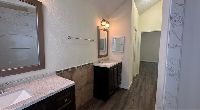 Photo - 4626 Green Trail Dr