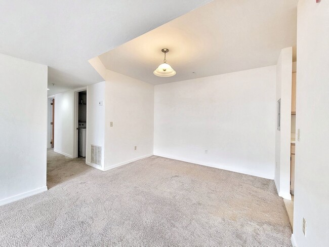 Photo - 2360 SW Archer Rd