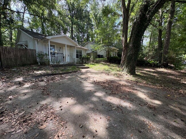 Photo - 2609 Eddie Rd