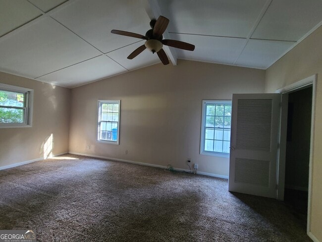 Photo - 6324 Natha Ave