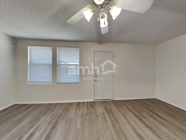 Photo - 3913 Country Ln