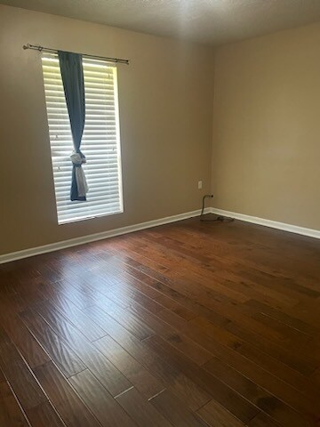 Photo - 3365 E Hawthorne Rd