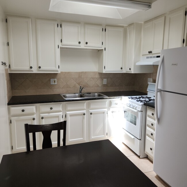 Photo - 2717 Orchard Ave