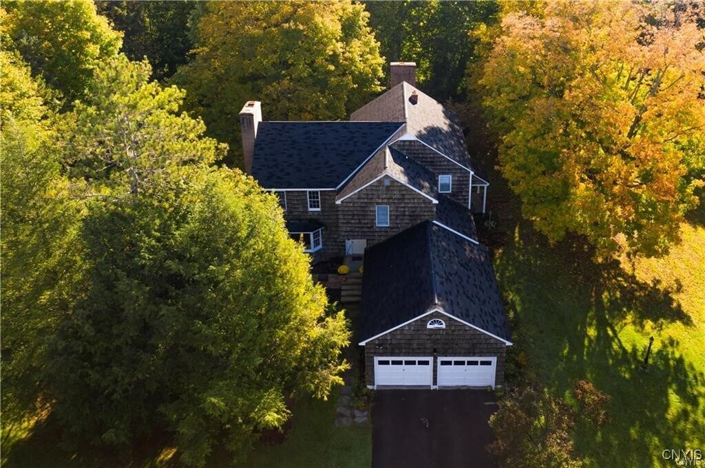 Photo - 6891 Woodchuck Hill Rd