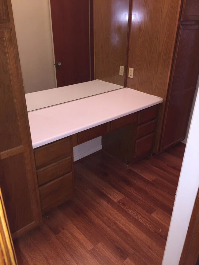 Photo - Charming Studio in a Classic Art Deco Bldg... Unit 106