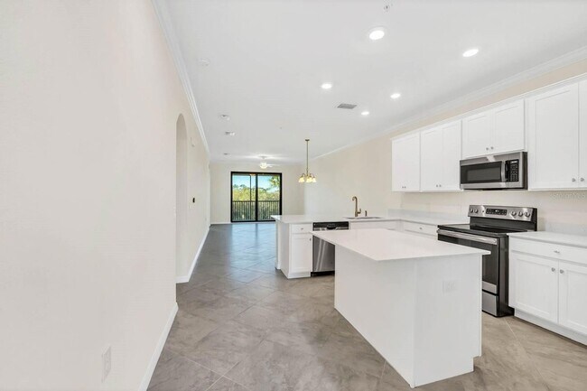 Photo - 17510 Gawthrop Dr Unit 404