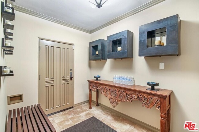 Photo - 3200 Primera Ave