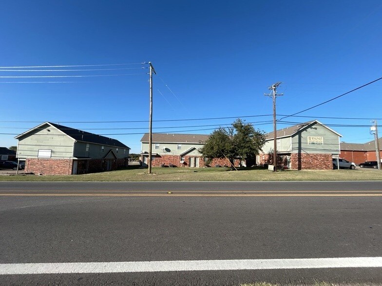 Photo - 809 W Walnut St Townhome