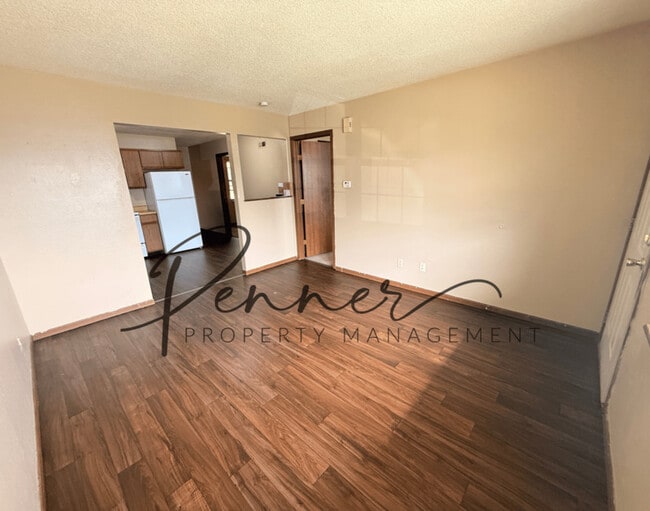 Photo - 101 SW 7th St