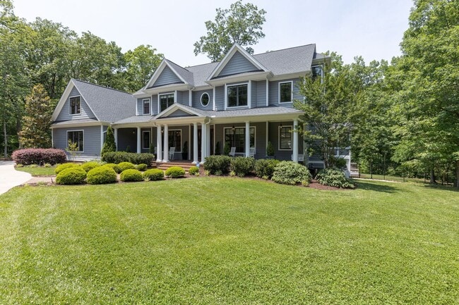 Photo - Impressive and Stunning!