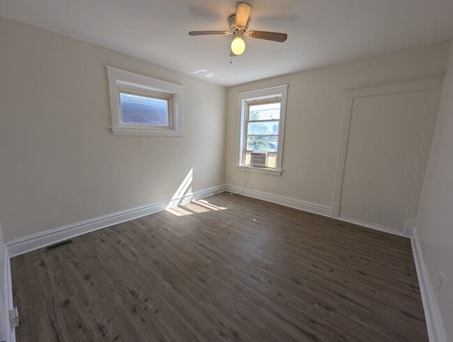 Photo - 5120 Lexington Ave Unit 2F