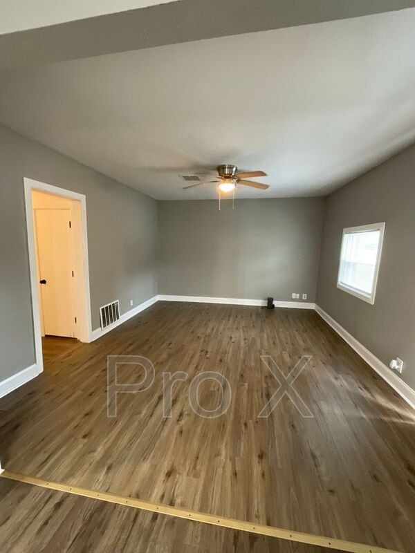 Photo - 1011 E 4th St