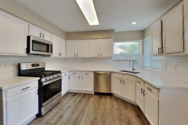 Photo - 5803 Forest Timbers Dr
