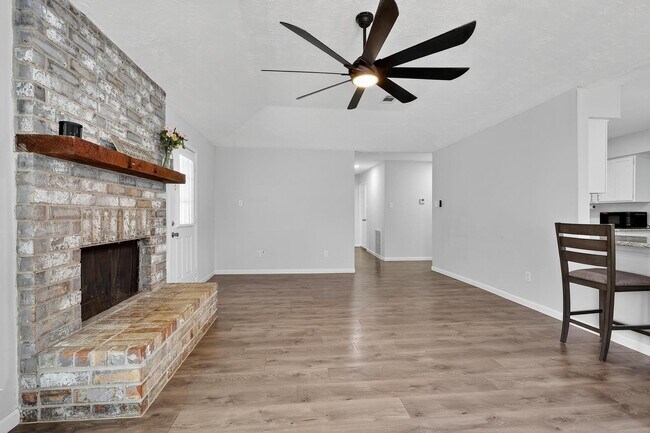 Photo - 7331 Misty Morning Dr