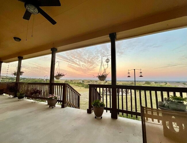 Photo - 104 Rolling Waters Ct