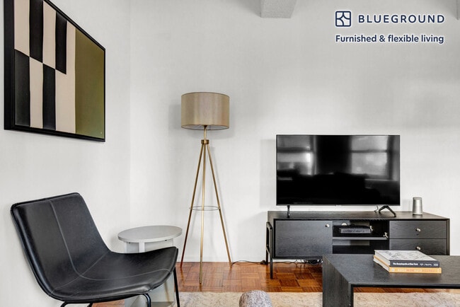 Photo - 360 W 34th St. Unit FL4-ID675