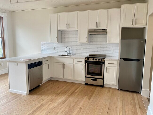 Unidad 301 - 317 Main St