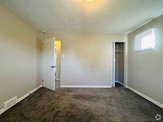 Building Photo - 194 Mary Ellen Dr Rental