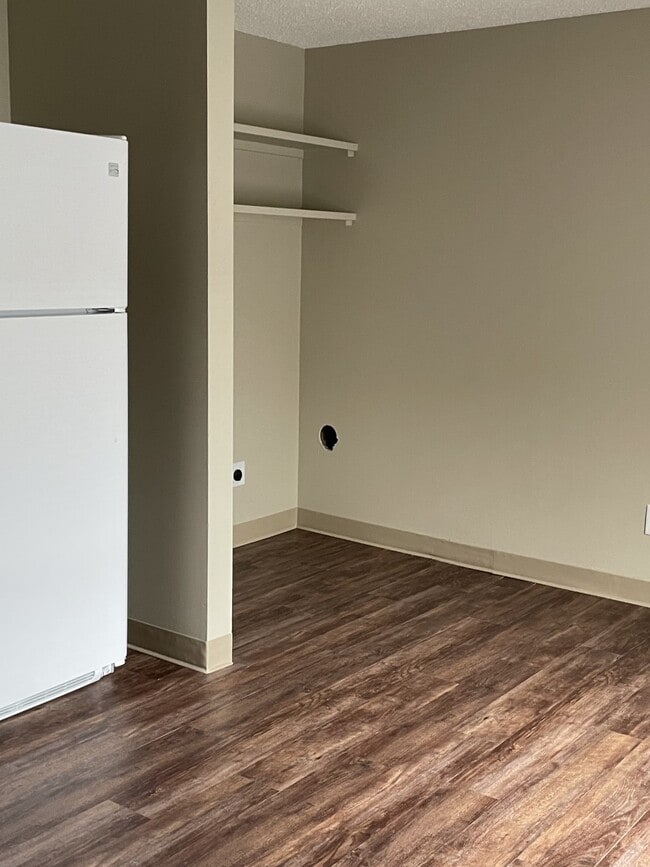 Photo - 5937 Eisenhower Ct Unit 5937 A