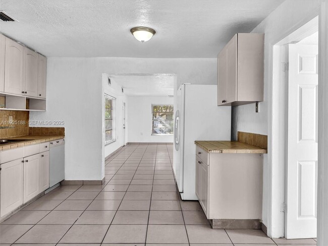 Photo - 1624 S 23rd Ave