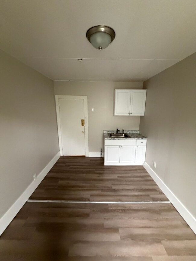 426 Fletcher St Unit 1-4