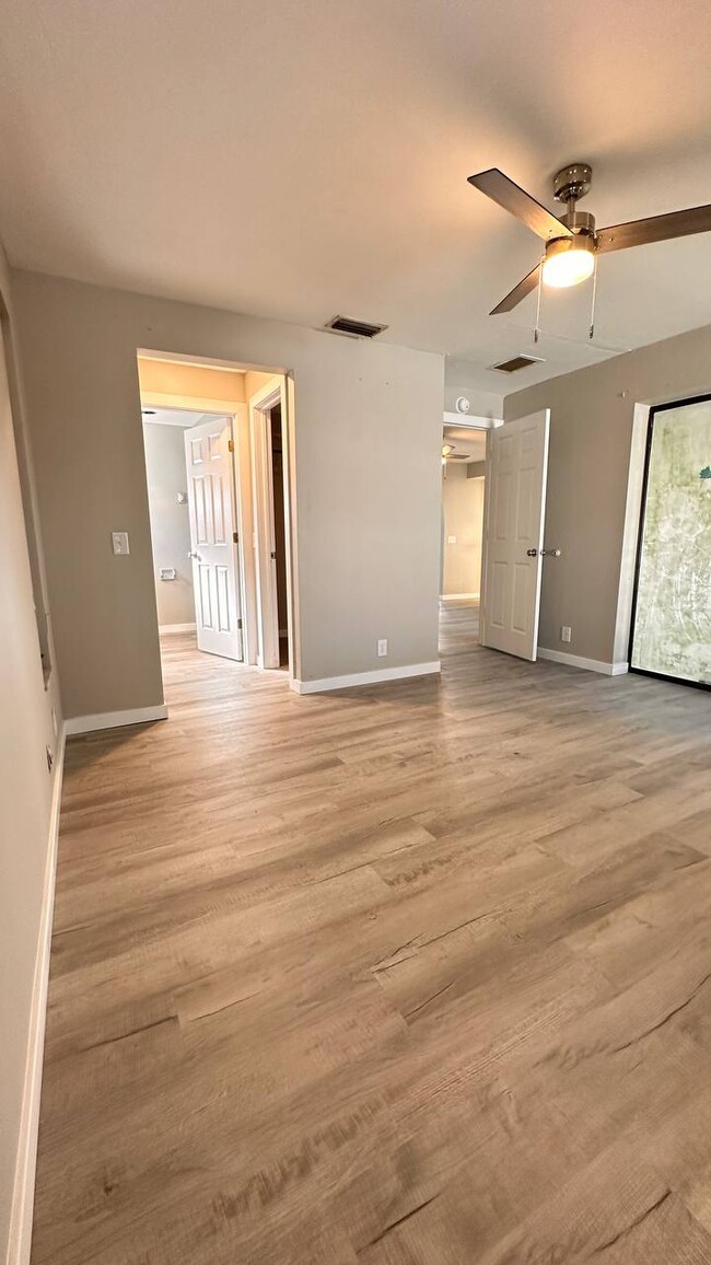 Photo - 314 Duncan Ln