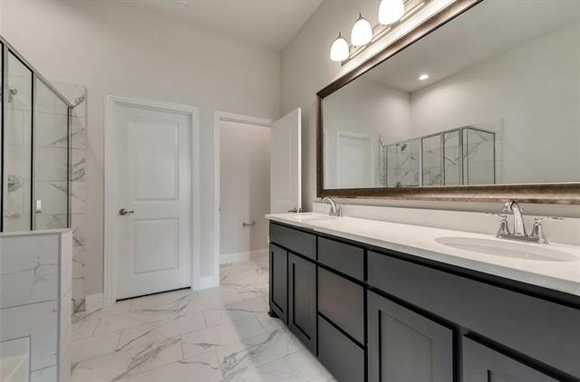 Photo - 2413 Gramercy Park Dr