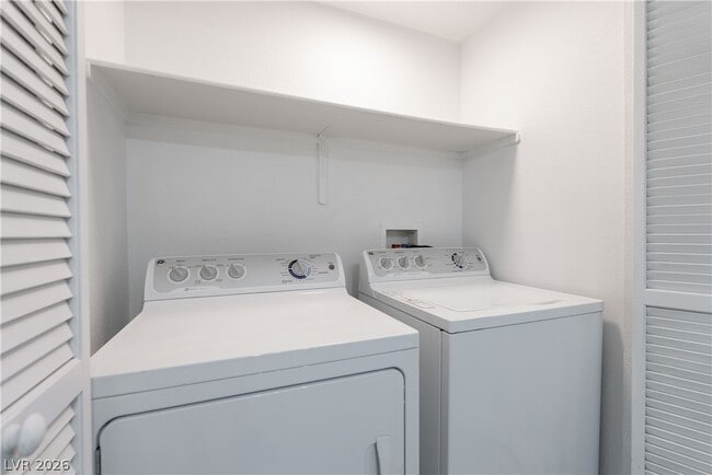 10245 S Maryland Pkwy Unit 1212