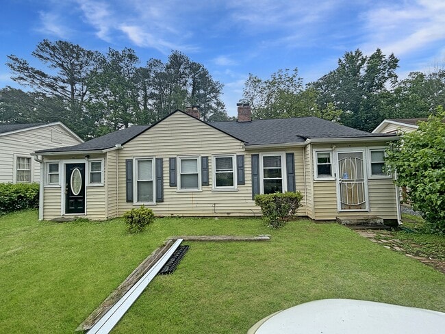 Photo - 190 W Dixie Ave SE House