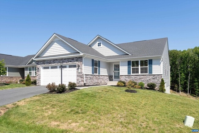 Photo - 93 Archer Dr