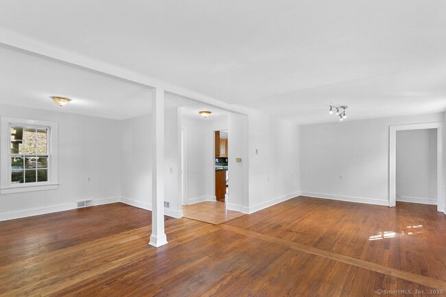 Photo - 105 Southworth St