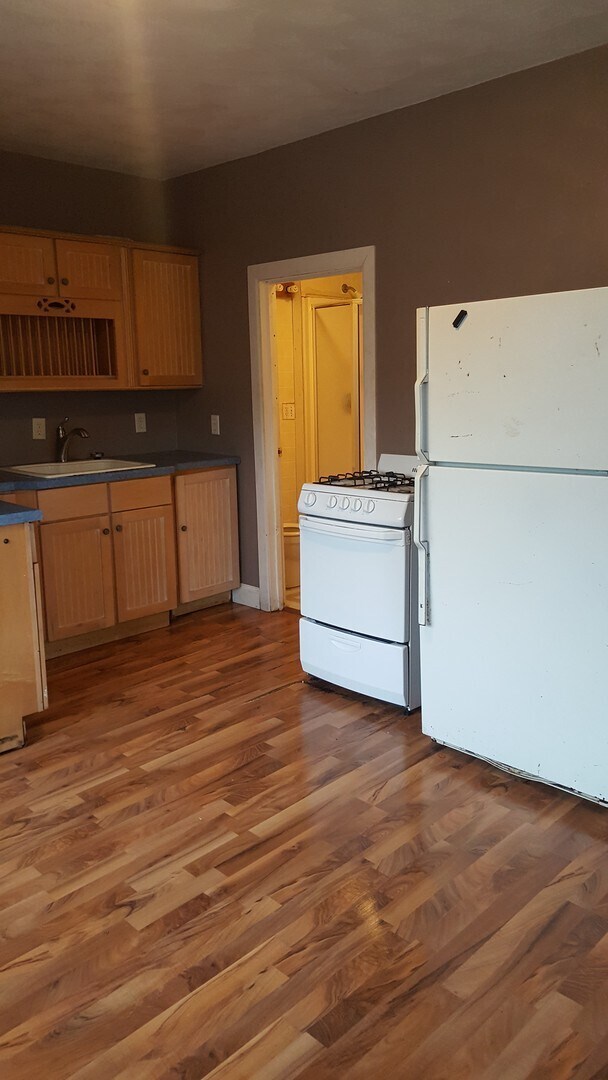 Small House for Rent House Rental in Muscatine, IA