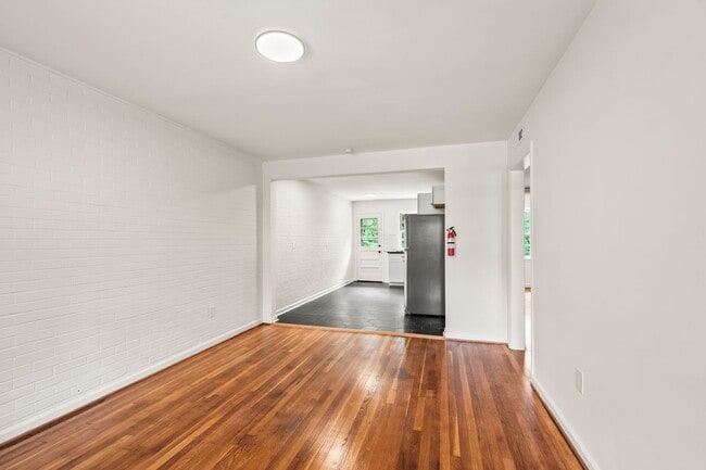 Photo - 1640 W Northwest Blvd