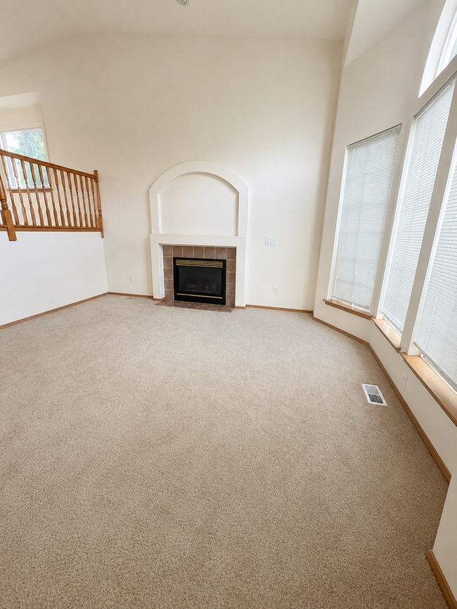 Photo - 10628 57th Dr NE