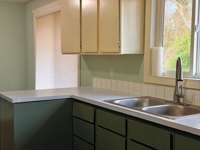 Photo - Renovated 2BR with Large Backyard, Storage, Washer & Dryer & Parking