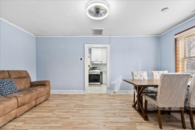 Photo - 469 10th St NW Unidad Apt 3