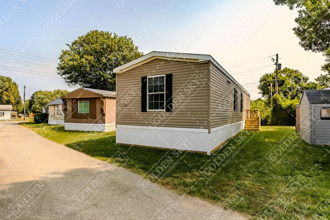 Photo - 707 W 15th St