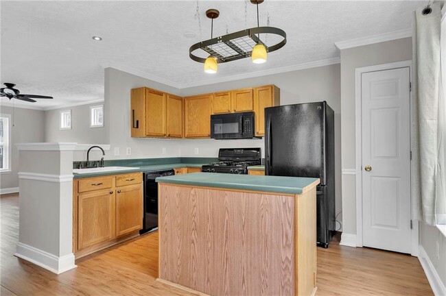 Photo - 225 Osmanthus Way