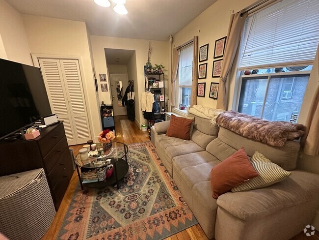 Building Photo - 11 Irving St Unit 1 Rental