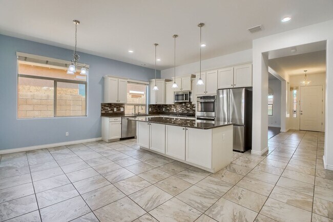 Photo - 237 E Lynx Pl