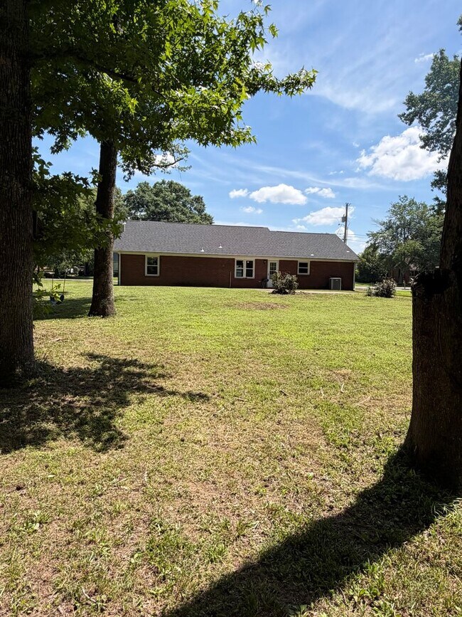 Photo - 141 Katina Rd