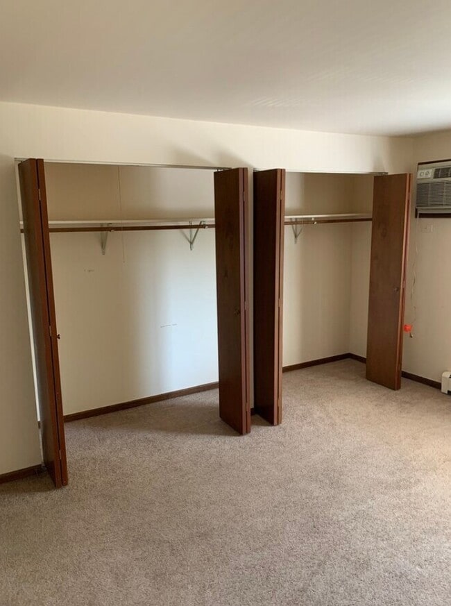 Lots of closet space - 1200 Whispering Hills Ct
