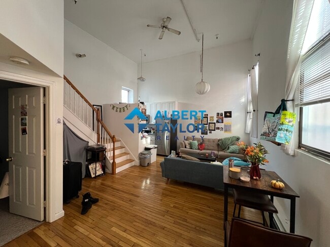 Building Photo - 176 Northampton St