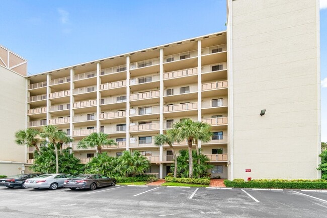Photo - 14475 Strathmore Ln Unit 308