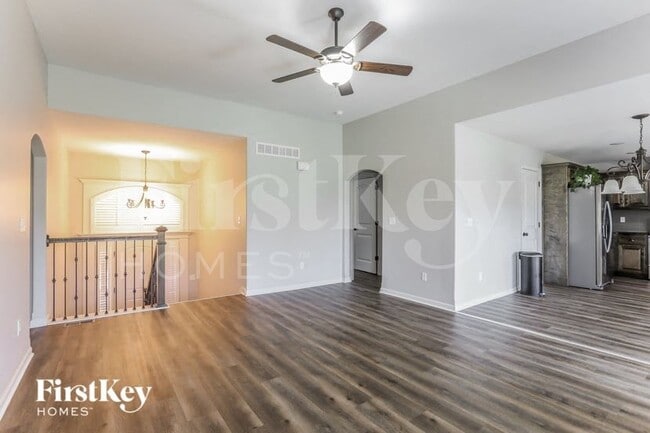 Photo - 803 E 13th Terrace