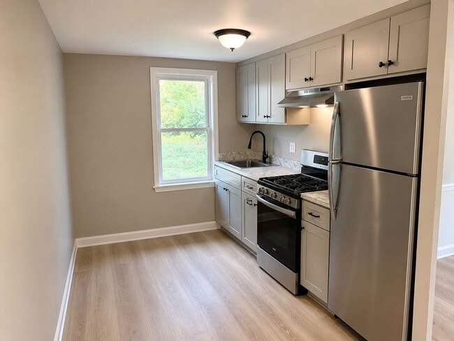 Building Photo - 3 McGill St Unit 1