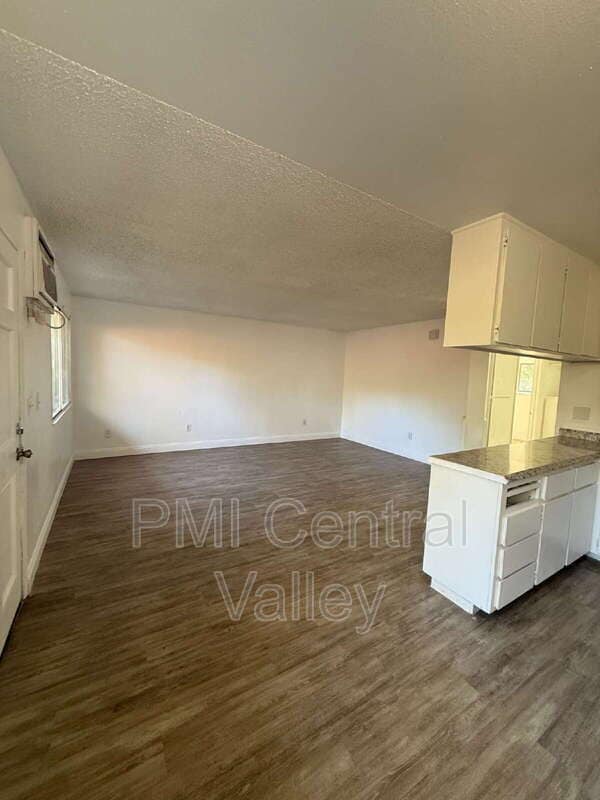 Photo - 1220 Fairview Dr Unit 11
